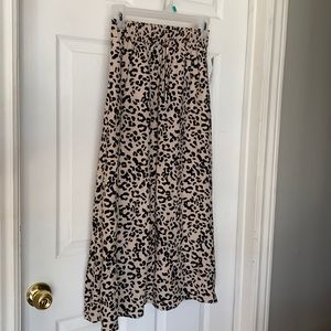 Leopard midi skirt Size 2